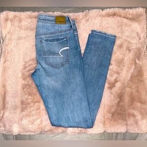 American Eagle Light Wash Jeggings